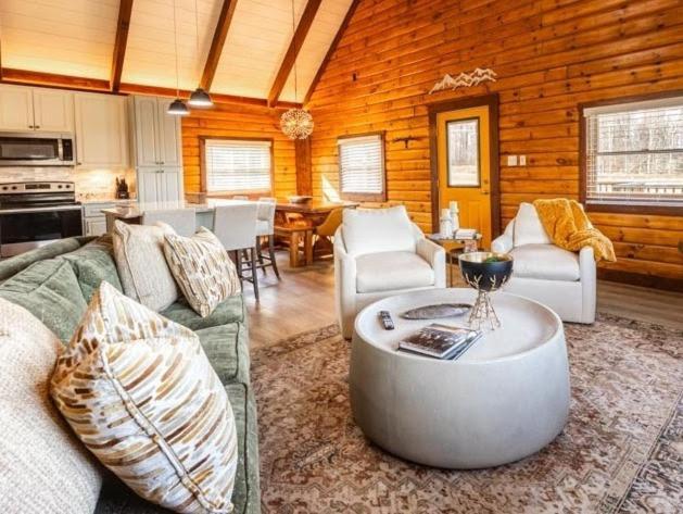 The Inn At Canaan Davis Bagian luar foto